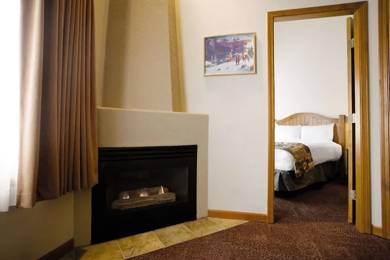 Comfort Inn Aéroport Dorval 3*,